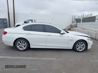 2015 BMW 5 Series 528i z VIN WBA5A5C56FD519995, wystawiony jako IAAI lot #41788365 z przebiegiem 114 306 mil mil oraz . Historia ofert i sprzedaży dostępna na DreamBid. Obrazek 13.