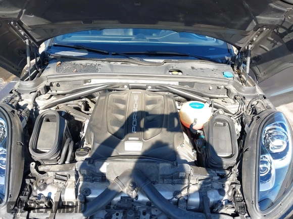 2015 Porsche Macan S with VIN WP1AB2A57FLB55185, listed as a IAAI auction lot 42259316 with 116,018 mi miles and . Bid and sale history available at DreamBid. Image 10.