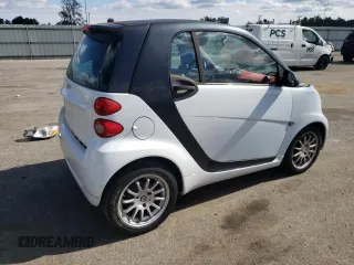 2011 Smart fortwo Pure with VIN WMEEJ3BAXBK447292, listed as a Copart auction lot 73308384 with 35,166 mi miles and Salvage title. Bid and sale history available at DreamBid. Image 3.