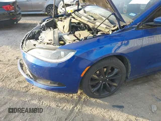 2015 Chrysler 200 S with VIN 1C3CCCBBXFN658834, listed as a IAAI auction lot 40692713 with 144,128 mi miles and . Bid and sale history available at DreamBid. Image 2.