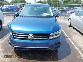2019 Volkswagen Tiguan S с VIN 3VV1B7AX0KM122040, выставлен на аукционе IAAI как лот 42389559 с пробегом 53 122 миль миль и . История ставок и продаж доступна на DreamBid. Изображение 12.