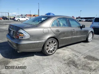 2008 Mercedes-Benz E-Class Luxury 3.5L with VIN WDBUF56X18B339804, listed as a Copart auction lot 51978185 with 45,239 mi miles and Clean Title. Bid and sale history available at carsss.com. Image 3.