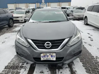2018 Nissan Altima SV with VIN 1N4AL3AP0JC212203, listed as a Copart auction lot 55132765 with 113,328 mi miles and Clean Title. Bid and sale history available at DreamBid. Image 5.