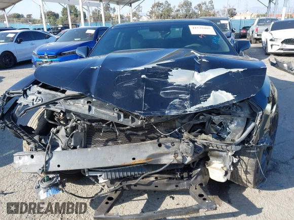 2011 Chevrolet Camaro 2LS z VIN 2G1FA1ED6B9168557, wystawiony jako IAAI lot #41529489 z przebiegiem 154 206 mil mil oraz . Historia ofert i sprzedaży dostępna na DreamBid. Obrazek 12.