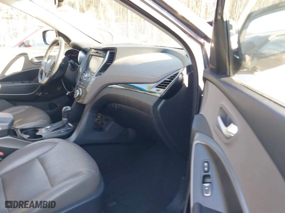 2014 Hyundai Santa Fe Sport with VIN 5XYZWDLA5EG129676, listed as a IAAI auction lot 41510085 with NaN miles. Bid and sale history available at carsss.com. Image 5.