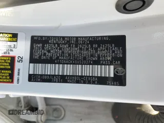 2025 Toyota Camry LE z VIN 4T1DAACK4SU520274, wystawiony jako Copart lot #54437705 z przebiegiem 9 078 mil mil oraz Czysty tytuł • Clean title. Historia ofert i sprzedaży dostępna na DreamBid. Obrazek 12.