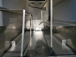 2019 Nissan NV Cargo SV z VIN 1N6AF0LY6KN805184, wystawiony jako Copart lot #83629974 z przebiegiem Nie podano mil oraz Szkoda całkowita • Salvage title. Historia ofert i sprzedaży dostępna na DreamBid. Obrazek 11.