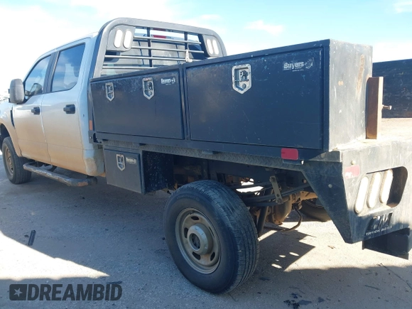 2019 Ford F-250 XL with VIN 1FD7W2B69KEG48755, listed as a IAAI auction lot 42759283 with 116,886 mi miles and . Bid and sale history available at DreamBid. Image 3.