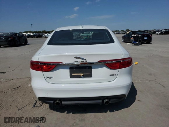 2019 Jaguar XF 25t Premium with VIN SAJBD4FX4KCY79434, listed as a Copart auction lot 74850564 with 32,337 mi miles and Salvage Title. Bid and sale history available at carsss.com. Image 6.
