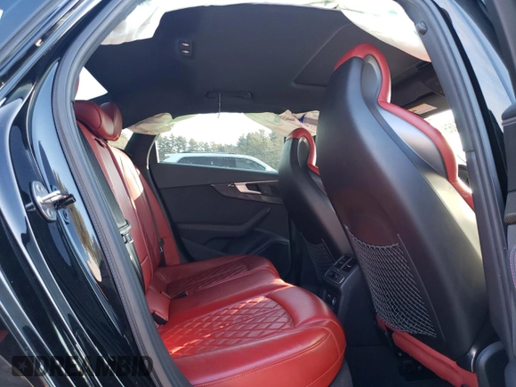 2019 Audi S4 Premium Plus z VIN WAUB4AF44KA032182, wystawiony jako Copart lot #45534465 z przebiegiem 75 742 mil mil oraz Szkody całkowita. Historia ofert i sprzedaży dostępna na DreamBid. Obrazek 10.
