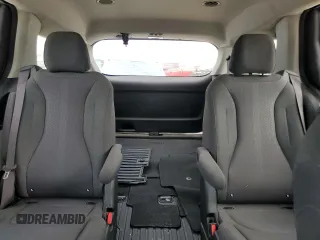 2022 Kia Carnival LX with VIN KNDNB4H38N6158807, listed as a Copart auction lot 44758515 with 31,962 mi miles and Salvage Title. Bid and sale history available at carsss.com. Image 10.