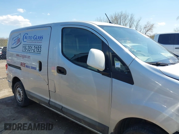 2015 Nissan NV200 SV with VIN 3N6CM0KN1FK716429, listed as a IAAI auction lot 42084050 with 154,913 mi miles and . Bid and sale history available at carsss.com. Image 13.