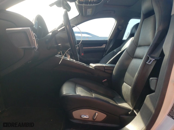 2014 Porsche Panamera S E-Hybrid with VIN WP0AD2A70EL044747, listed as a Copart auction lot 73646454 with 94,594 mi miles and Non Repairable. Bid and sale history available at carsss.com. Image 7.