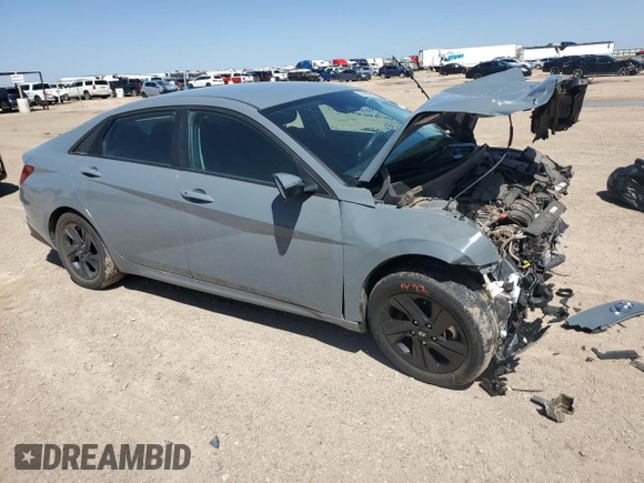 2022 Hyundai Elantra SEL z VIN KMHLM4AG4NU305405, wystawiony jako Copart lot #52662805 z przebiegiem 37 329 mil mil oraz Szkoda całkowita • Salvage title. Historia ofert i sprzedaży dostępna na DreamBid. Obrazek 4.