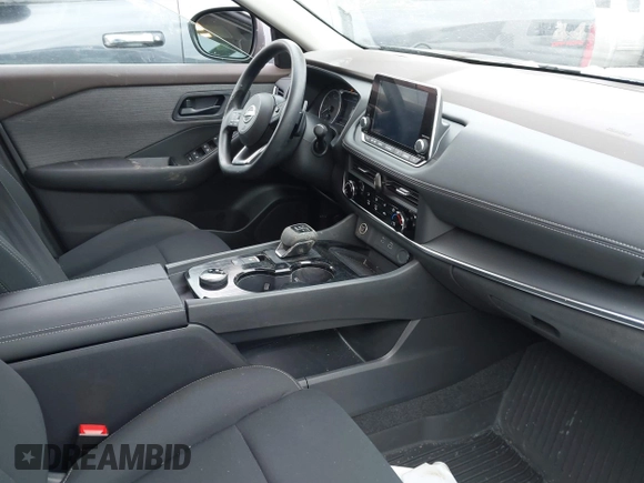 2017 Cadillac CT6 Luxury AWD with VIN 1G6KD5RS4HU165765, listed as a IAAI auction lot 41526164 with 114,974 mi miles and . Bid and sale history available at DreamBid. Image 5.