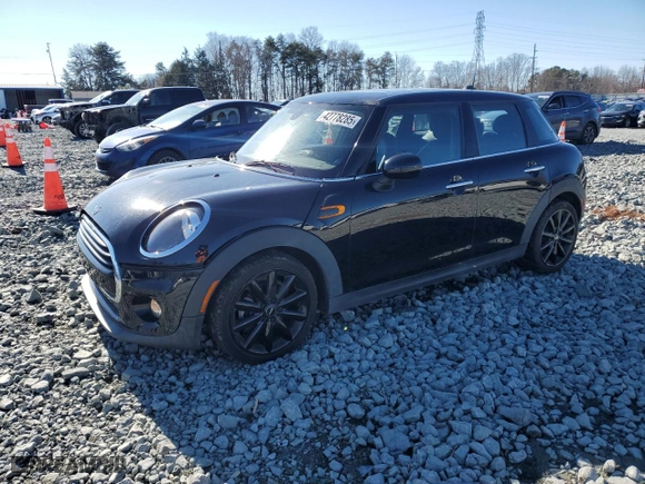 2019 MINI Hardtop 4 Door Cooper with VIN WMWXU1C57K2J02819, listed as a Copart auction lot 42778285 with 27,621 mi miles and Salvage Title. Bid and sale history available at carsss.com. Image 1.