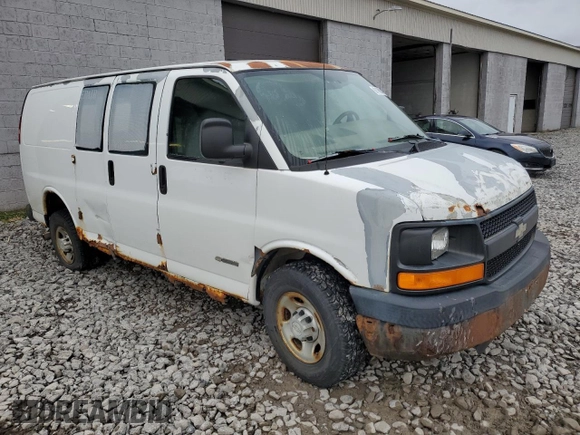 2006 Chevrolet Express Cargo Van with VIN 1GCGG25V361209424, listed as a Copart auction lot 82199034 with 178,239 mi miles and Non Repairable. Bid and sale history available at carsss.com. Image 4.