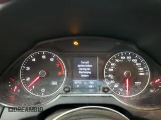 2013 Audi Q5 Premium Plus z VIN WA1DGAFP7DA071536, wystawiony jako Copart lot #49293345 z przebiegiem 201 721 mil mil oraz Szkoda całkowita • Salvage title. Historia ofert i sprzedaży dostępna na DreamBid. Obrazek 9.