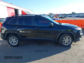 2017 Jeep Cherokee Altitude с VIN 1C4PJLABXHW540896, выставлен на аукционе IAAI как лот 41409018 с пробегом 186 679 миль миль и . История ставок и продаж доступна на DreamBid. Изображение 13.