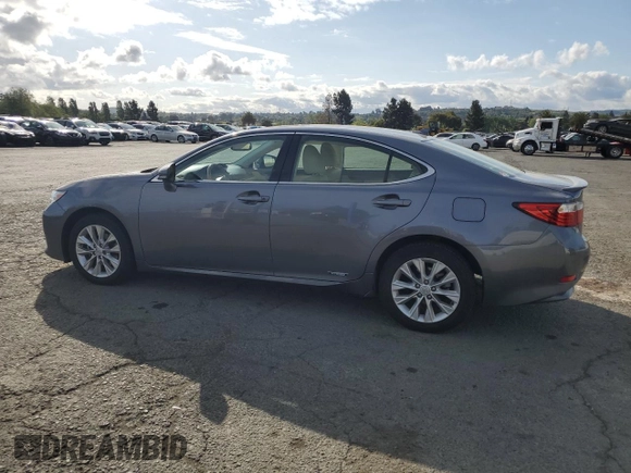 2013 Lexus ES 300h with VIN JTHBW1GG6D2018284, listed as a Copart auction lot 54548245 with 82,602 mi miles and Salvage Title. Bid and sale history available at DreamBid. Image 2.