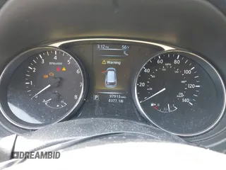 2016 Nissan Rogue SV with VIN KNMAT2MV7GP601761, listed as a IAAI auction lot 41811002 with 97,913 mi miles. Bid and sale history available at carsss.com. Image 7.