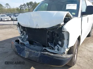 2013 Chevrolet Express Cargo Van with VIN 1GCSGAFX8D1118666, listed as a IAAI auction lot 42017323 with 341,443 mi miles. Bid and sale history available at carsss.com. Image 6.