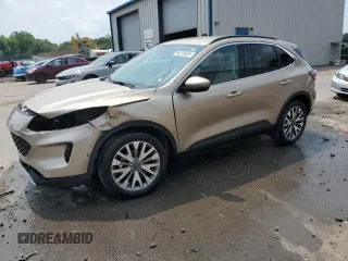 2020 Ford Escape Titanium z VIN 1FMCU9J95LUA21468, wystawiony jako Copart lot #60135685 z przebiegiem 25 295 mil mil oraz Szkoda całkowita • Salvage title. Historia ofert i sprzedaży dostępna na DreamBid. Obrazek 1.