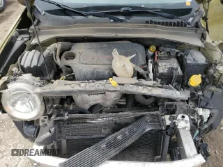 2015 Jeep Renegade Latitude with VIN ZACCJABT4FPB94039, listed as a Copart auction lot 55225915 with 169,914 mi miles and Salvage Title. Bid and sale history available at DreamBid. Image 12.