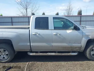 2017 Chevrolet Silverado 1500 LT with VIN 1GCVKREC2HZ202207, listed as a IAAI auction lot 41755285 with 157,018 mi miles. Bid and sale history available at carsss.com. Image 14.