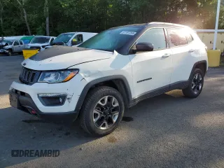 2018 Jeep Compass Trailhawk with VIN 3C4NJDDB9JT451745, listed as a Copart auction lot 61187255 with 88,923 mi miles and Salvage title. Bid and sale history available at DreamBid. Image 1.