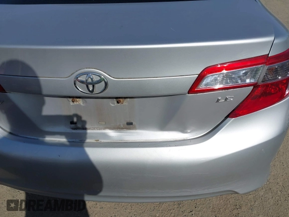 2013 Toyota Camry L with VIN 4T4BF1FK4DR335154, listed as a IAAI auction lot 41969320 with 275,733 mi miles. Bid and sale history available at carsss.com. Image 6.