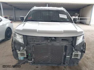 2019 Ford Explorer XLT with VIN 1FM5K7D86KGB38219, listed as a IAAI auction lot 41649954 with 65,997 mi miles. Bid and sale history available at carsss.com. Image 13.