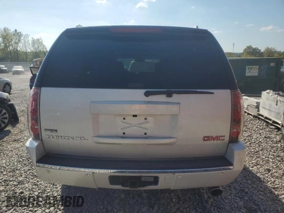 2011 GMC Yukon XL Denali with VIN 1GKS2MEF0BR375980, listed as a Copart auction lot 75354294 with 213,070 mi miles and Clean Title. Bid and sale history available at carsss.com. Image 6.