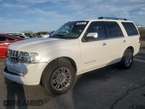 2010 Lincoln Navigator z VIN 5LMJJ2H58AEJ10577, wystawiony jako Copart lot #46904225 z przebiegiem 131 479 mil mil oraz Czysty tytuł • Clean title. Historia ofert i sprzedaży dostępna na DreamBid. Obrazek 1.
