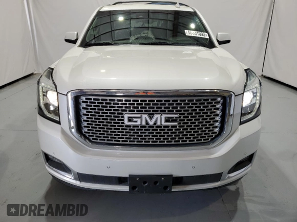 2017 GMC Yukon XL Denali with VIN 1GKS2HKJ9HR263946, listed as a Copart auction lot 46331093 with 77,861 mi miles and Salvage Title. Bid and sale history available at carsss.com. Image 5.