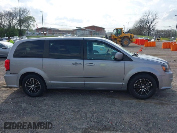 2016 Dodge Grand Caravan SXT with VIN 2C4RDGCG4GR401113, listed as a IAAI auction lot 41943906 with 93,208 mi miles. Bid and sale history available at carsss.com. Image 13.