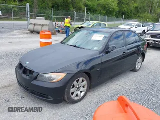 2007 BMW 3 Series 328i with VIN WBAVA335X7PV64572, listed as a IAAI auction lot 42159689 with 209,335 mi miles and . Bid and sale history available at DreamBid. Image 2.