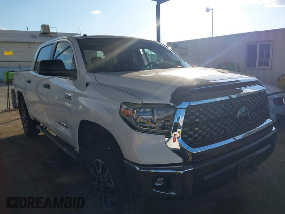 2018 Toyota Tundra SR5 z VIN 5TFDW5F16JX776543, wystawiony jako IAAI lot #40874026 z przebiegiem 59 636 mil mil oraz . Historia ofert i sprzedaży dostępna na DreamBid. Obrazek 1.