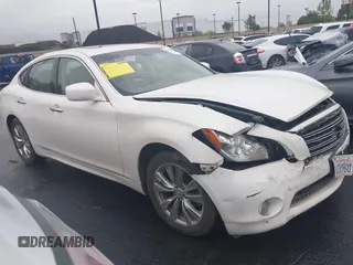 2013 Infiniti M with VIN JN1BY1AP2DM510953, listed as a IAAI auction lot 42157597 with 71,175 mi miles and . Bid and sale history available at DreamBid. Image 13.