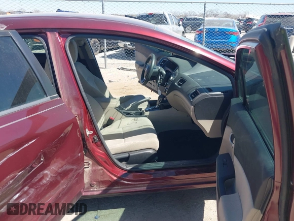 2013 Honda Civic LX with VIN 2HGFB2F58DH587747, listed as a IAAI auction lot 41862922 with 38,797 mi miles and . Bid and sale history available at DreamBid. Image 5.