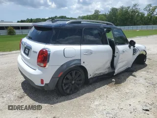 2019 MINI Countryman Cooper with VIN WMZYS7C58K3F44585, listed as a Copart auction lot 59871585 with 30,936 mi miles and Clean title. Bid and sale history available at DreamBid. Image 3.