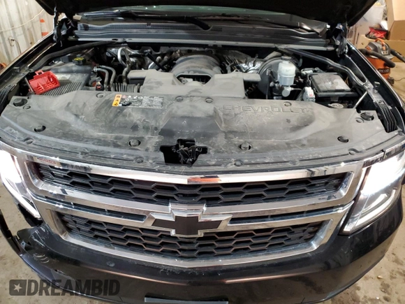 2017 Chevrolet Tahoe LT z VIN 1GNSKBKC0HR250777, wystawiony jako Copart lot #50809085 z przebiegiem 100 945 mil mil oraz Szkoda całkowita • Salvage title. Historia ofert i sprzedaży dostępna na DreamBid. Obrazek 14.
