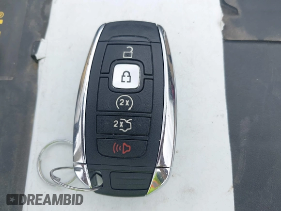 2020 Lincoln Navigator Reserve z VIN 5LMJJ3LT3LEL05128, wystawiony jako IAAI lot #42177716 z przebiegiem 54 175 mil mil oraz . Historia ofert i sprzedaży dostępna na DreamBid. Obrazek 11.