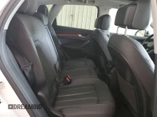 2021 Audi Q5 Premium Plus with VIN WA1BAAFY2M2085632, listed as a Copart auction lot 59836805 with 22,059 mi miles and Salvage title. Bid and sale history available at DreamBid. Image 10.