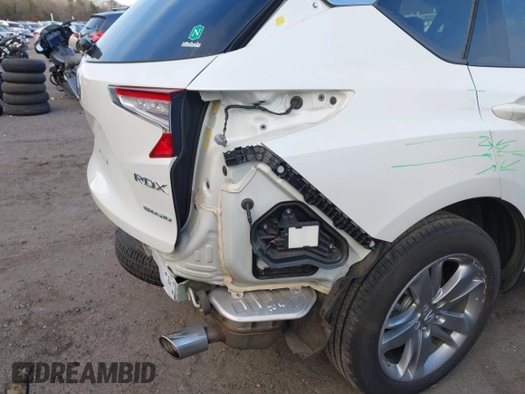 2019 Acura RDX w/Advance Pkg with VIN 5J8TC2H77KL002039, listed as a IAAI auction lot 41275764 with 45,129 mi miles. Bid and sale history available at carsss.com. Image 19.