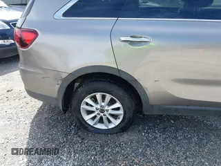 2019 Kia Sorento L with VIN 5XYPG4A32KG512687, listed as a IAAI auction lot 41857401 with 108,483 mi miles. Bid and sale history available at carsss.com. Image 19.