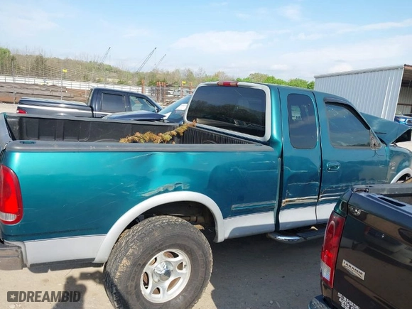 1998 Ford F-150 Standard with VIN 1FTZX18W6WNA42055, listed as a IAAI auction lot 41892362 with 138,225 mi miles. Bid and sale history available at carsss.com. Image 12.