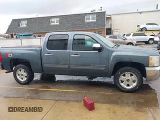 2013 Chevrolet Silverado 1500 LT with VIN 3GCPKSE76DG110353, listed as a IAAI auction lot 41947245 with 173,690 mi miles and . Bid and sale history available at DreamBid. Image 13.