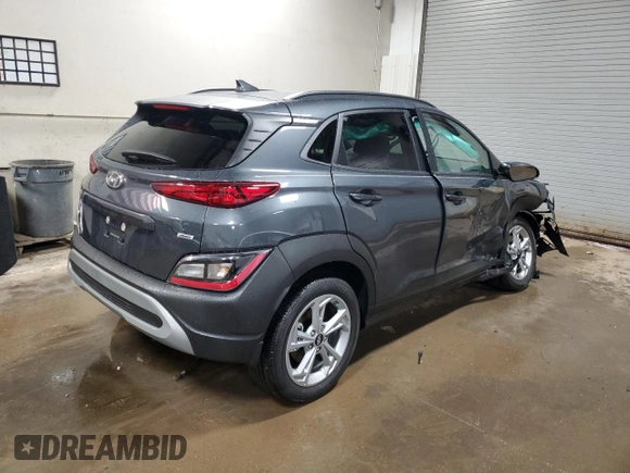 2022 Hyundai Kona SEL with VIN KM8K6CAB3NU831383, listed as a Copart auction lot 69302932 with 5,052 mi miles. Bid and sale history available at carsss.com. Image 3.