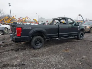 2022 Ford Super Duty F-250 SRW XL with VIN 1FT7W2BN9NEG31907, listed as a IAAI auction lot 41554057 with 1 mi miles. Bid and sale history available at carsss.com. Image 4.